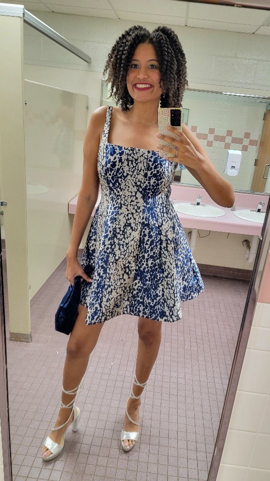 Invite me to a function, I'm going to sew a new dress! 😁💙🤍

👗 @just_patterns #jpinesdress sewn and shortened for the occasion using both sides of a brilliant silver and blue jacquard that's been in my stash for year
👠 Old-ish Jessica Simpson but notable for their comfort with a 7" platform and heel
🧥 Vogue #V1667 sewn in wide wale corduroy
👛 My own @stylesinseams.studio #siscarrie in velvet
👂Vintage thrifted disc earrings

#datenight #grwm #grwmreel #grwmoutfit #fypシ #memade #imademyclothes #handmadewardrobe #diystyle